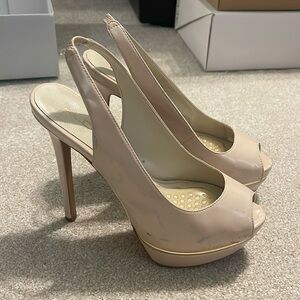 Nude Aldo heel
